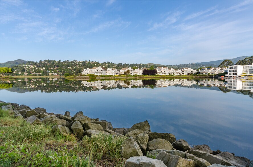 More Photos Of 655 Redwood Hwy, Mill Valley Office For Lease