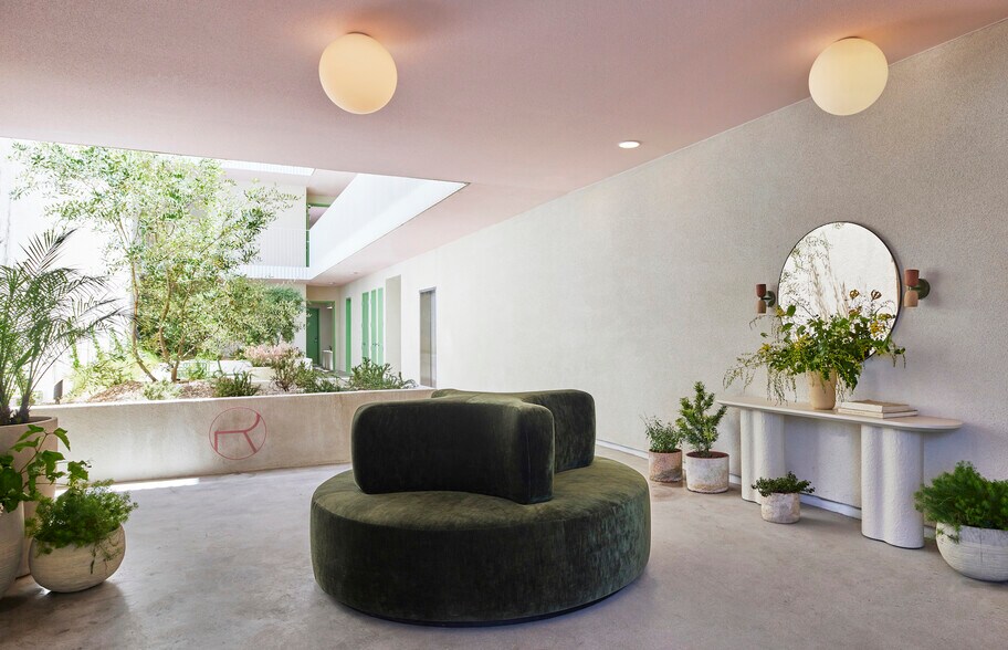 More Photos Of 636 N Juanita Ave, Los Angeles Apartments For Sale