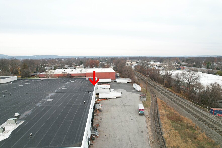 More Photos Of 17-09 Zink Pl, Fair Lawn Manufacturing For Lease