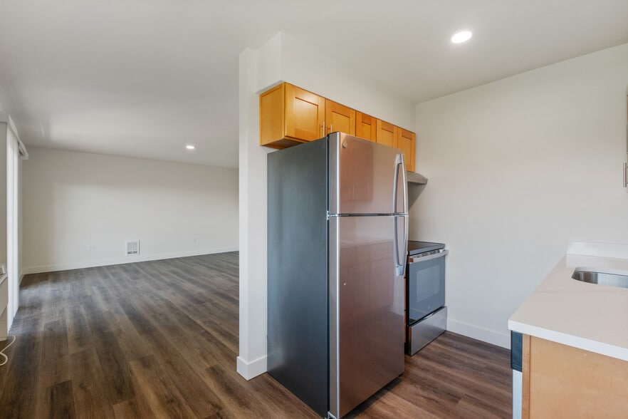More Photos Of 925 E 18th Ave, Ellensburg Apartments For Sale