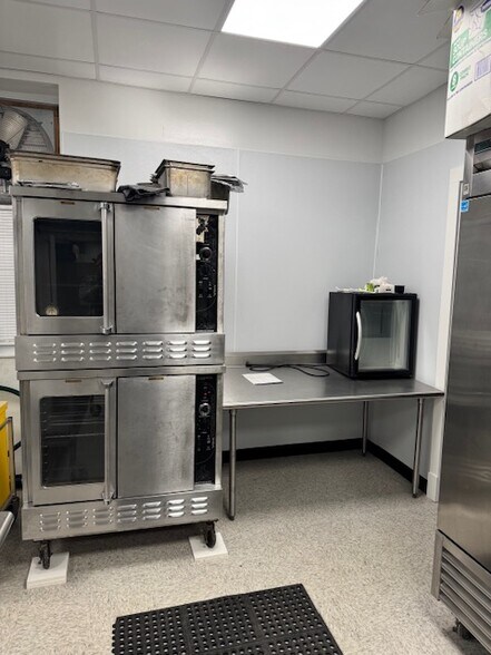 More Photos Of 93-101 Center St, Shelton Apartments For Lease