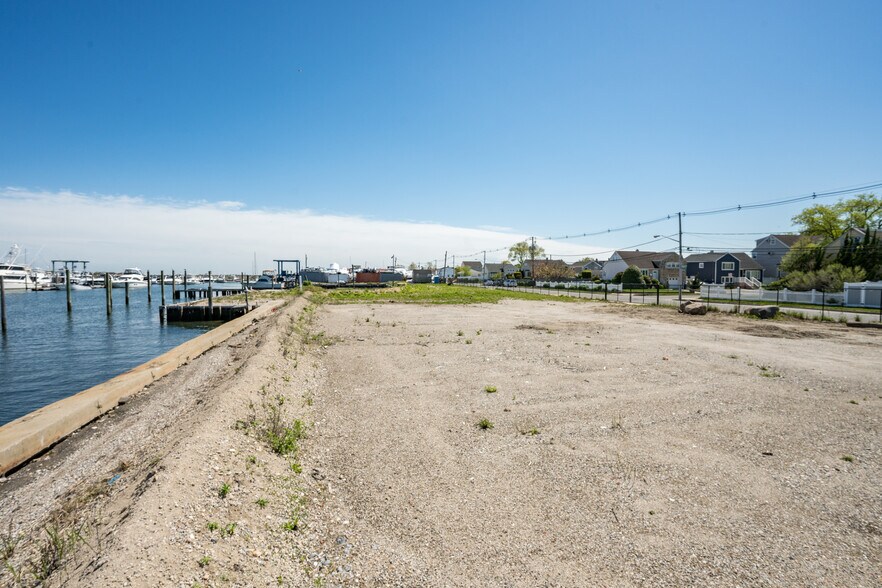 More Photos Of 55 Hudson Ave, Freeport Land For Sale