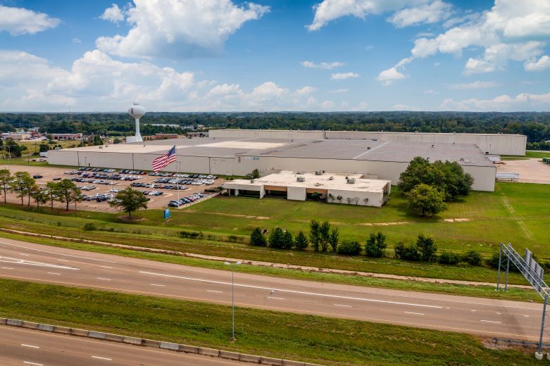 Primary Photo Of 501 Denim Way, Canton Distribution For Sale