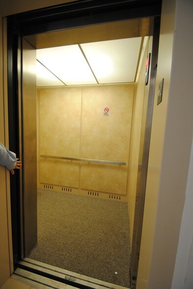 More Photos Of 9420 Forestwood Ln, Manassas Medical For Lease