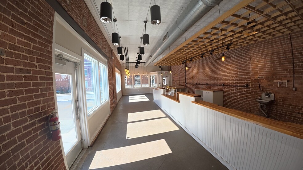 More Photos Of 119 E Poinsett St, Greer Storefront For Lease