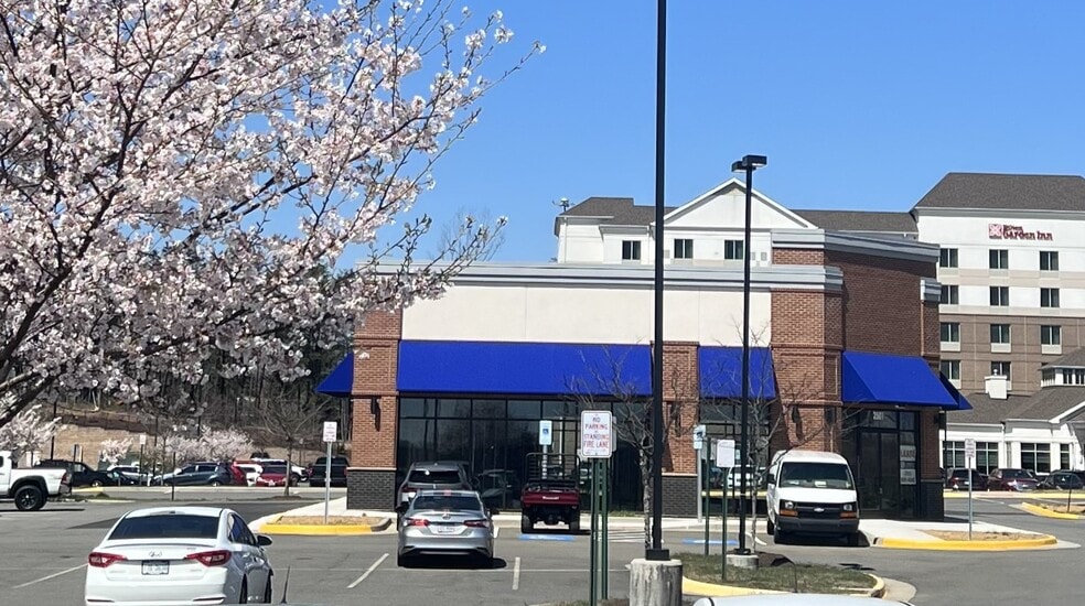 More Photos Of 2501 Neabsco Common Pl, Woodbridge General Retail For Sale