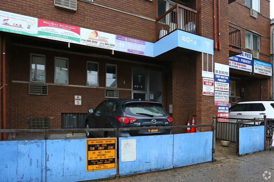 More Photos Of 4050 Junction Blvd, Flushing Office For Sale