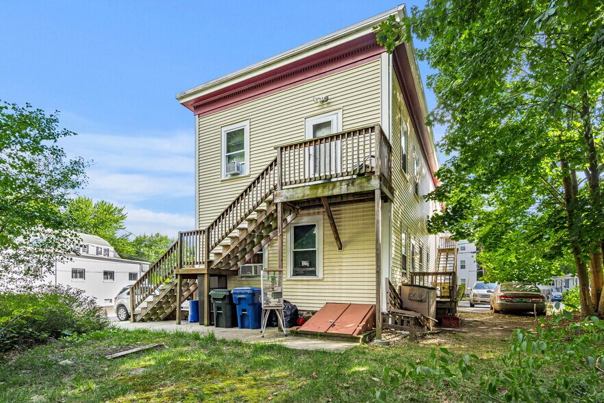 More Photos Of 9 Bridge St, Danvers Storefront Retail Residential For Lease