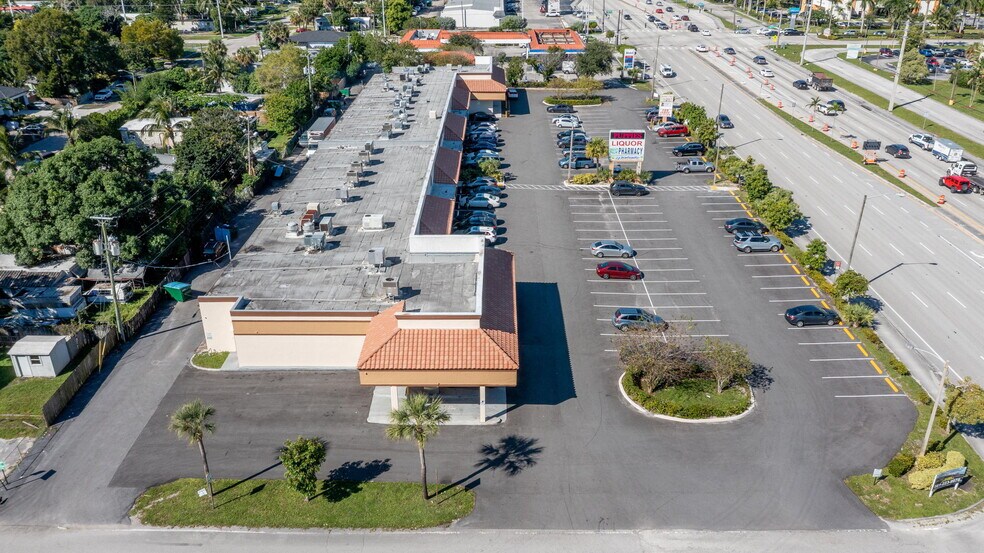 More Photos Of 5750-5784 Okeechobee Blvd, West Palm Beach Unknown For Lease