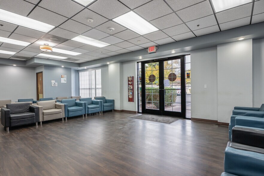 More Photos Of 630 S Rancho Dr, Las Vegas Medical For Lease