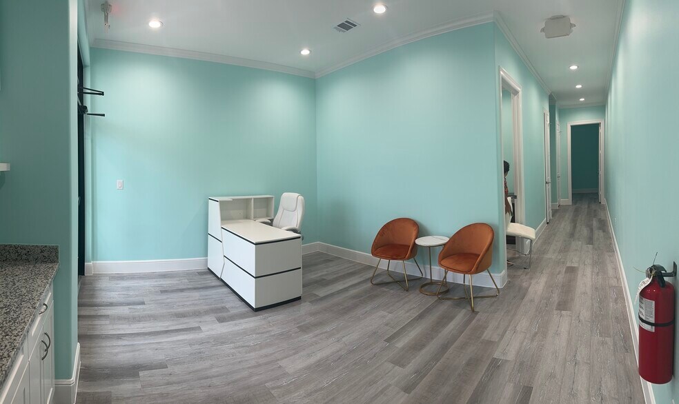 More Photos Of 10401 S Mason Rd Building C, Richmond Medical For Sale