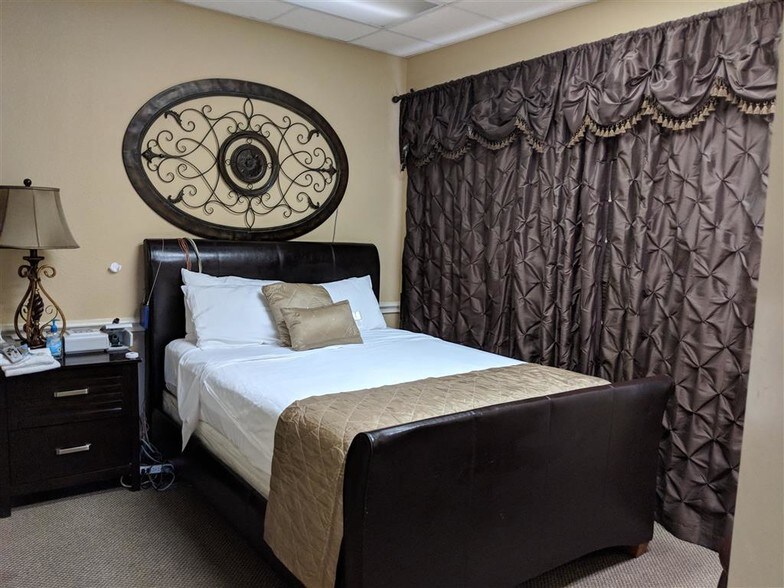 More Photos Of 6407 Colleyville Blvd, Colleyville Medical For Lease