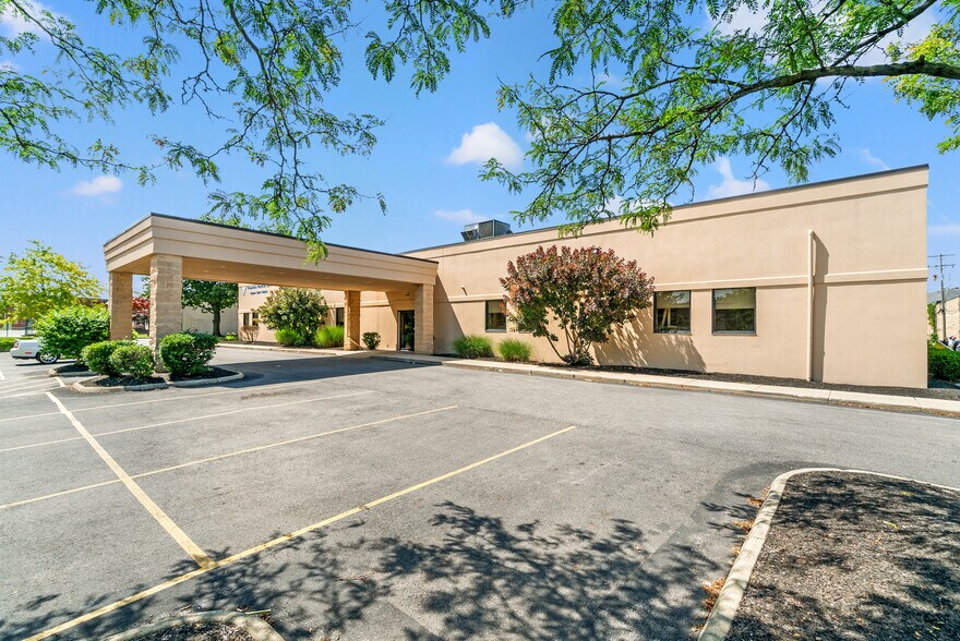 More Photos Of 730 Taylor Ave, Columbus Medical For Sale