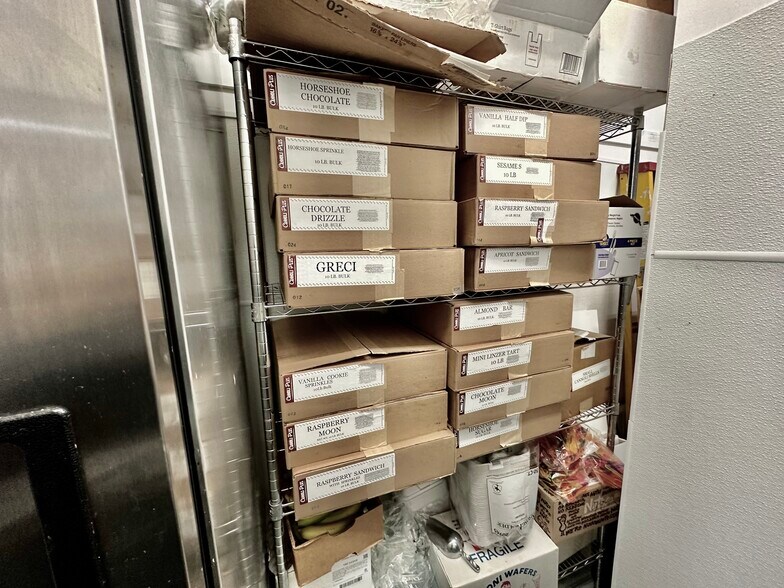 More Photos Of 49 Main St, Westport Storefront Retail Office For Lease