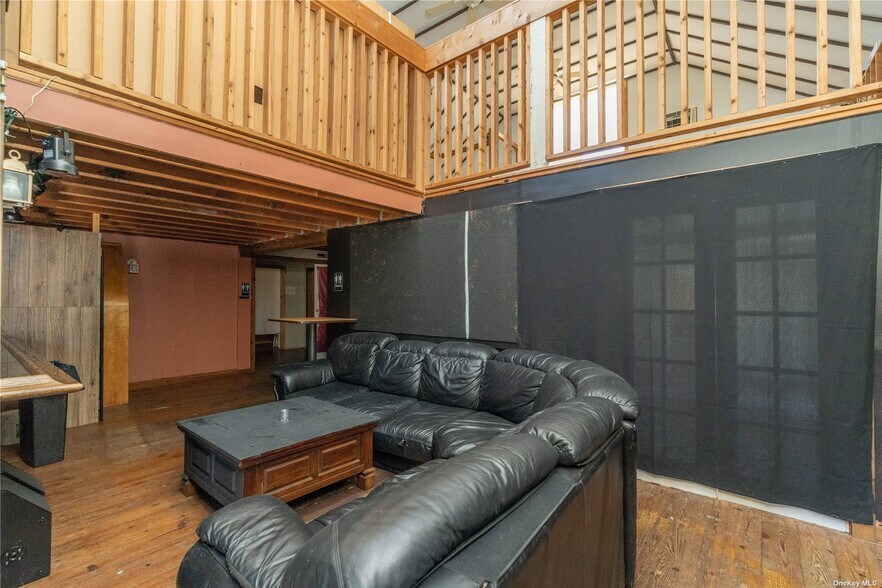 More Photos Of 3225 Sound Ave, Riverhead Storefront Retail Office For Sale