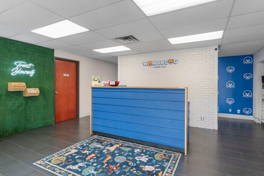 More Photos Of , Bloomington Flex For Sale