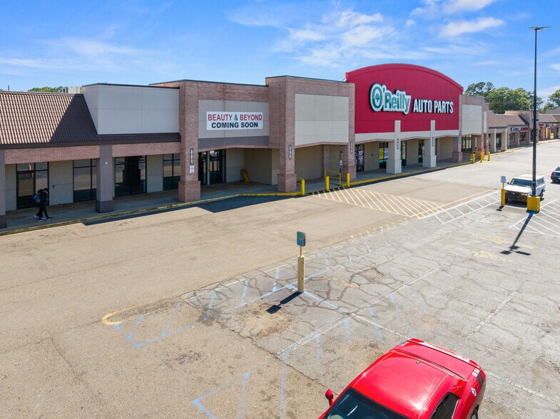 More Photos Of 6200-6228 Atlanta Hwy, Montgomery Storefront For Sale