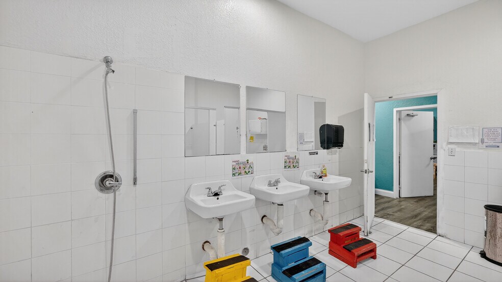More Photos Of 750 NW 96th St, Miami Daycare Center For Sale