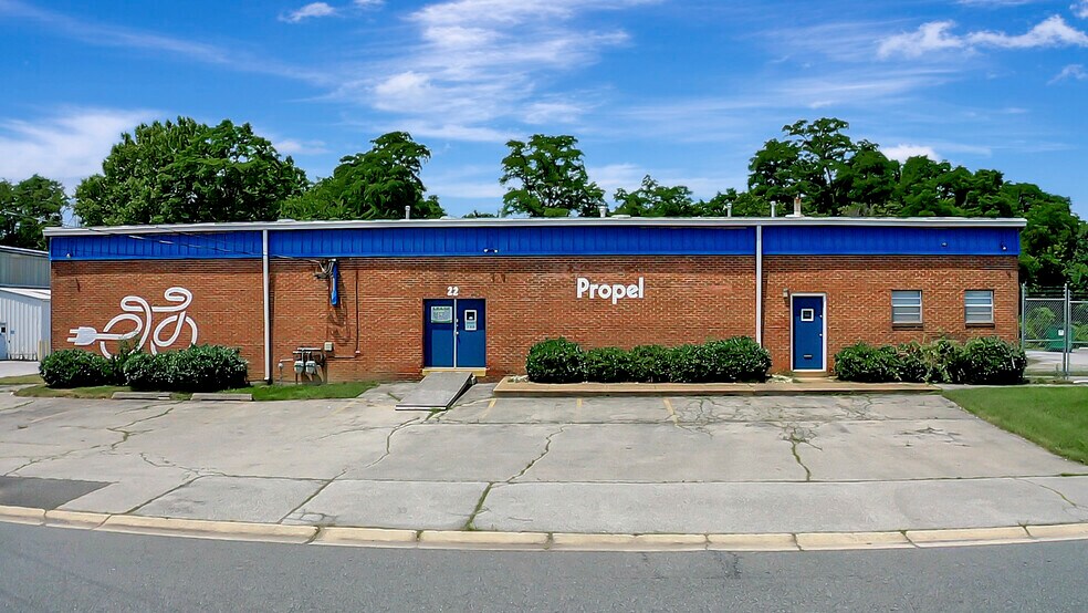 More Photos Of 22 Germay Dr, Wilmington Manufacturing For Lease