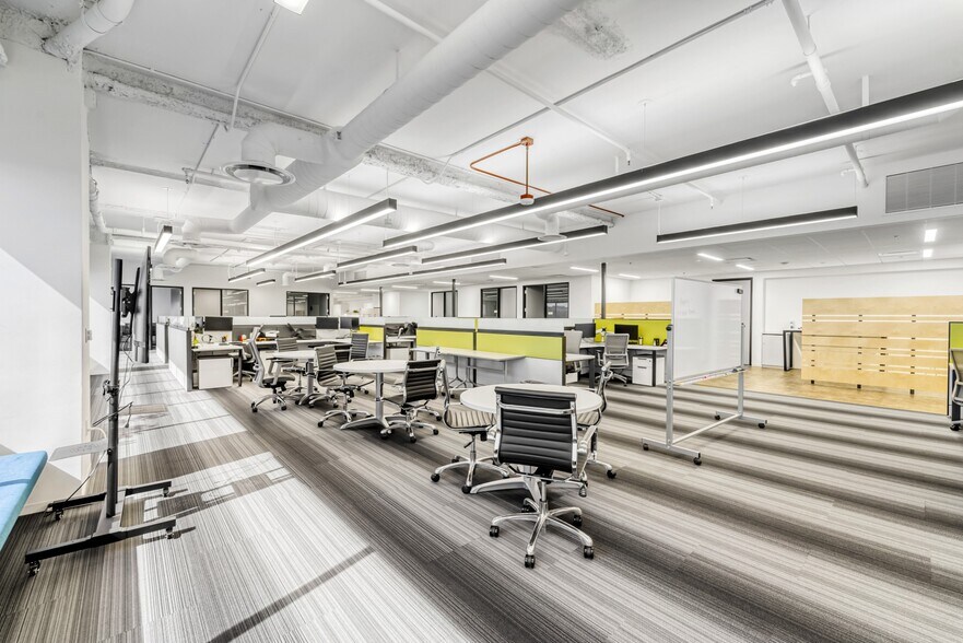 More Photos Of 4910 Airport Plaza Dr, Long Beach Loft Creative Space For Lease