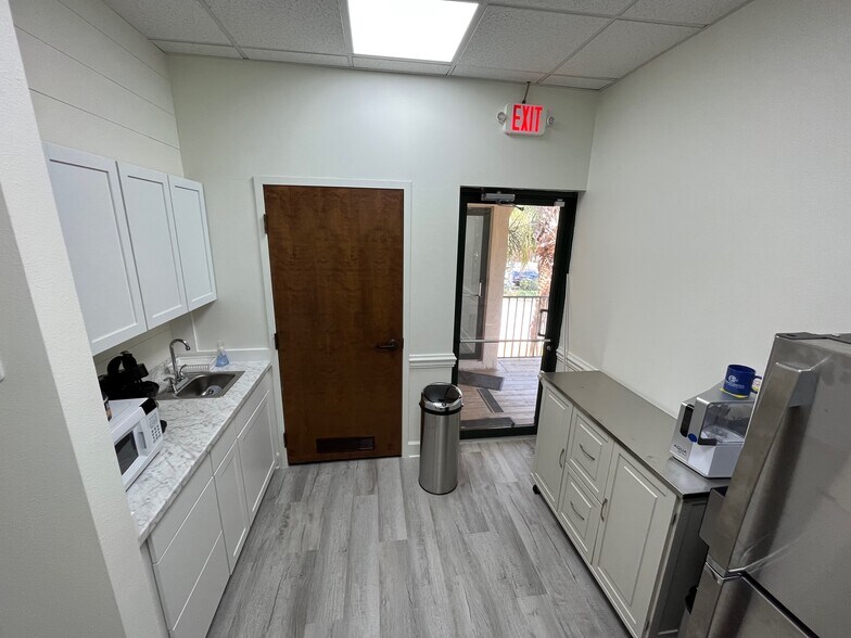 More Photos Of 4477 Legendary Dr, Destin Office Residential For Sale