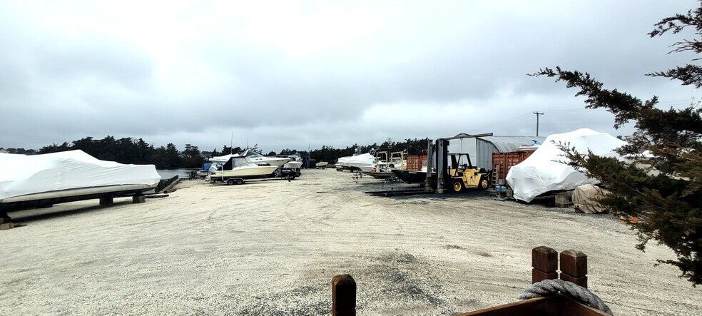 More Photos Of 470 S Green St, Tuckerton Marina For Sale