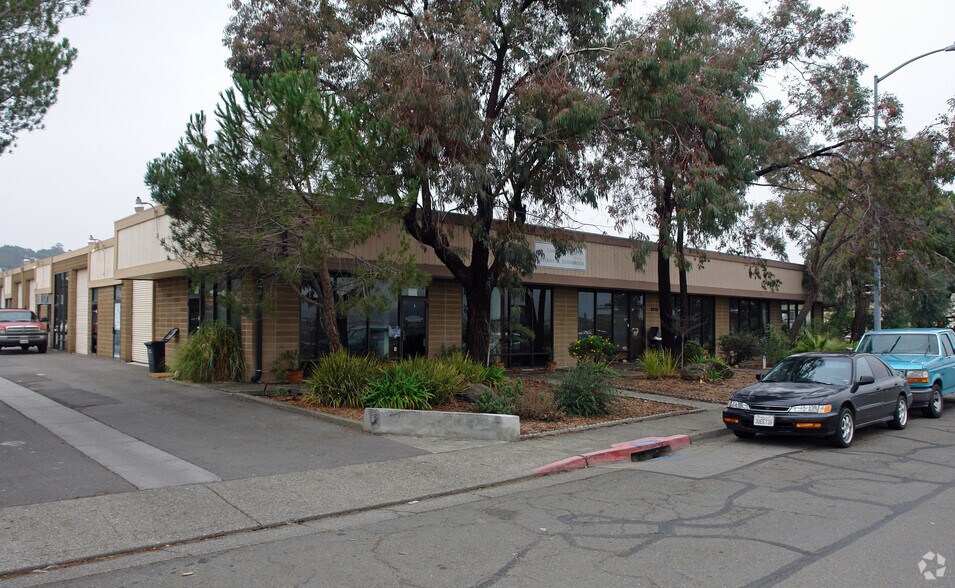 More Photos Of 2915 Kerner Blvd, San Rafael Service For Lease
