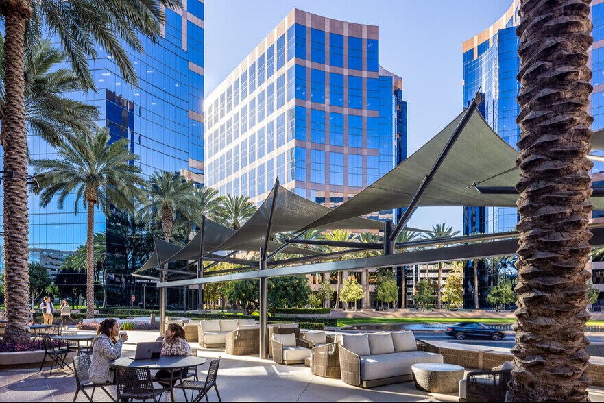 Primary Photo Of 2040 Main St, Irvine Unknown For Lease