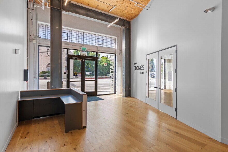 More Photos Of 2807-2811 W Sunset Blvd, Los Angeles Loft Creative Space For Lease