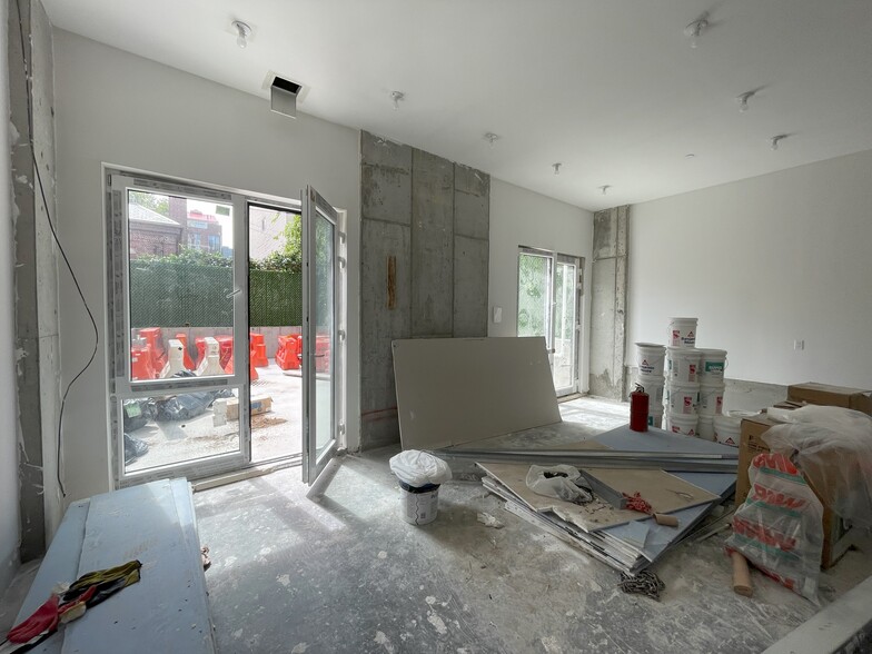 More Photos Of 624 Metropolitan Ave, Brooklyn Apartments For Lease