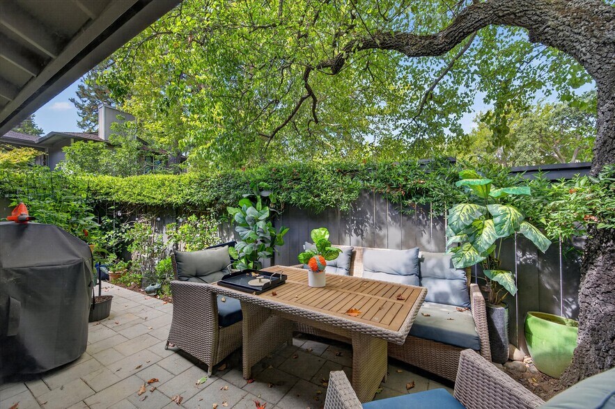 More Photos Of 1920 Camino Verde, Walnut Creek Apartments For Sale
