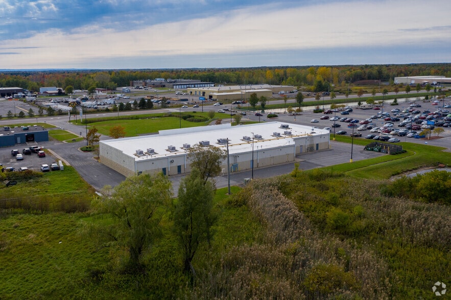 More Photos Of 5817-5823 Rome Taberg Rd, Rome Freestanding For Sale