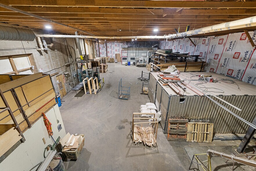 More Photos Of 14 Conway St, Madawaska Valley Manufacturing For Sale