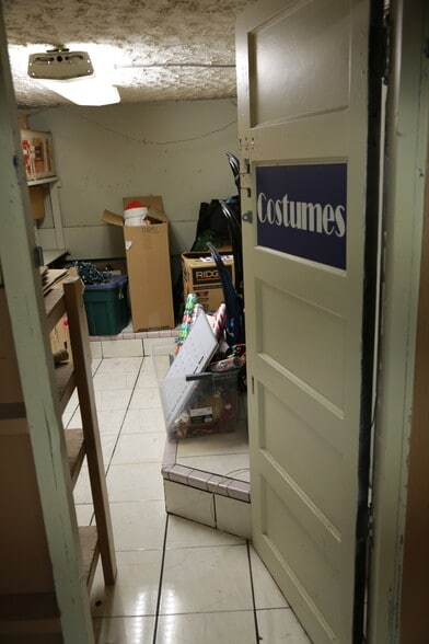 More Photos Of 7711 Main St, Midvale Movie Theatre For Sale