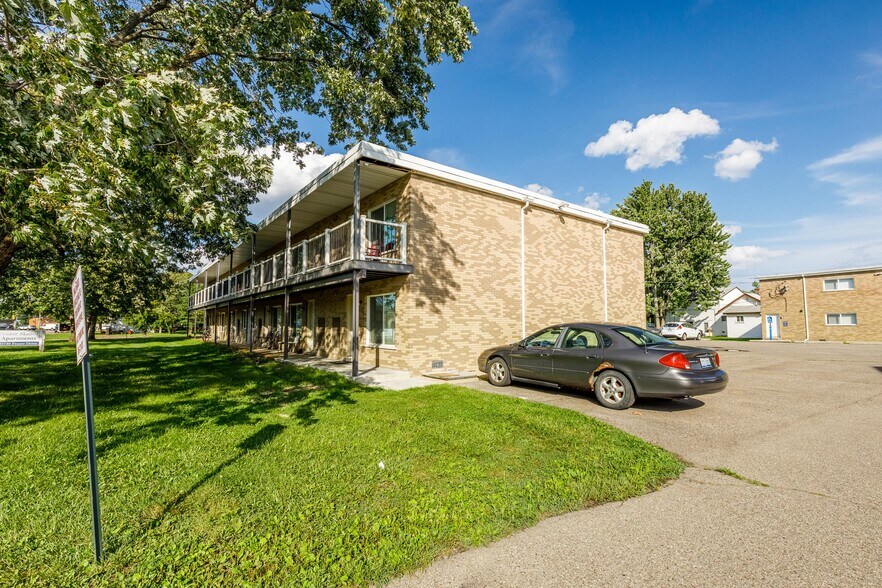More Photos Of 31740 Fraser Dr, Fraser Apartments For Sale