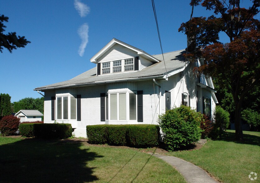 More Photos Of ,  Office For Sale