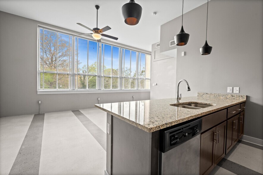 More Photos Of 200 Claremont Ave, Hampton Apartments For Sale