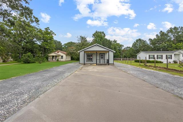 Primary Photo Of 34041 US-96 Hwy, Buna Freestanding For Sale