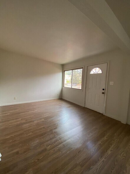 More Photos Of 5249 Sobrante Ave, El Sobrante Apartments For Sale