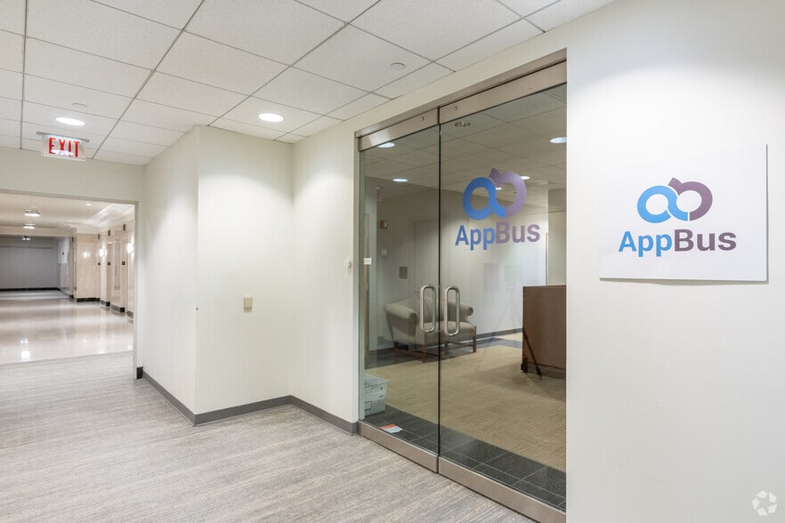 More Photos Of 510-530 Walnut St, Philadelphia Office For Lease