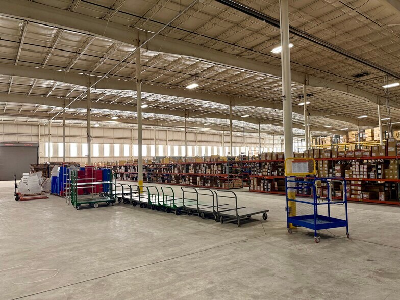 More Photos Of 189 Ringgold Industrial Pky, Danville Manufacturing For Lease