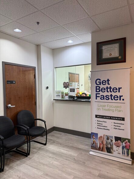 More Photos Of 8860 Columbia 100 Pkwy, Columbia Medical For Sale