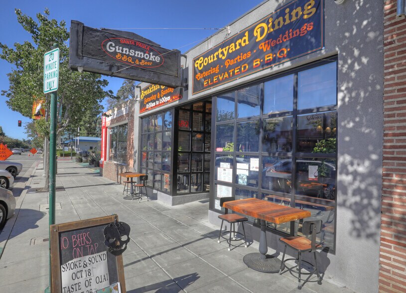 More Photos Of 817 E Main St, Santa Paula Storefront For Sale