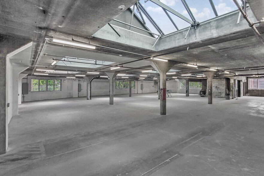 Primary Photo Of 4701-4715 N Lamon Ave, Chicago Warehouse For Lease
