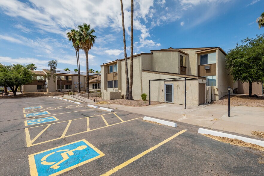 More Photos Of 152 N 56th St, Mesa Apartments For Sale