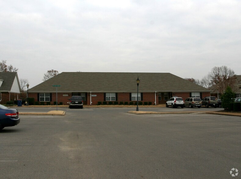 Primary Photo Of 340 Poplar View Ln, Collierville Office For Lease