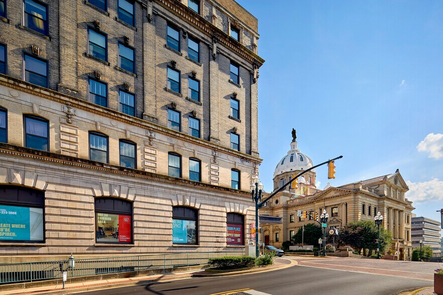 More Photos Of 6 S Main St, Washington Office For Lease