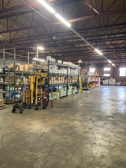 More Photos Of 3315-3317 Pelton St, Charlotte Warehouse For Sale