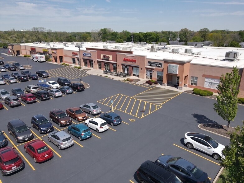More Photos Of 890-896 S Main St, Centerville Storefront For Sale