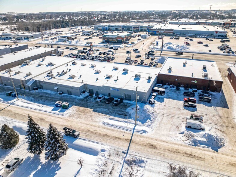 More Photos Of 1534-1540 Lasalle Blvd, Sudbury Storefront For Lease